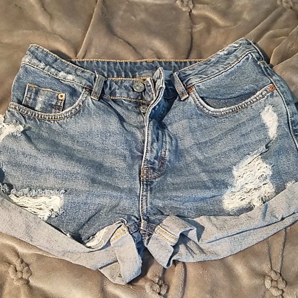H&M high waisted Jean shorts
